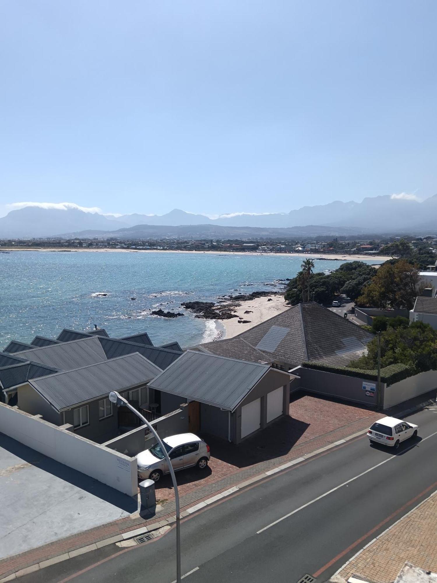 Berg En Zee Guesthouse Gordonʼs Bay Exterior foto